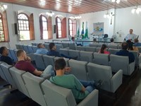 Palestra sobre o Regimento Interno da Câmara Municipal de Palmeira marcou o início das atividades anuais da Escola do Legislativo